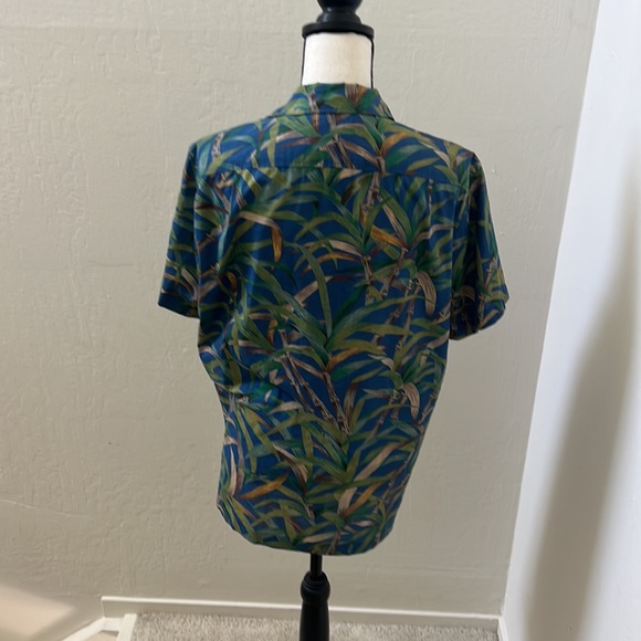 Cotton J.Crew mens small short sleeve casual dress shirt. Bamboo pattern - Picture 2 of 3